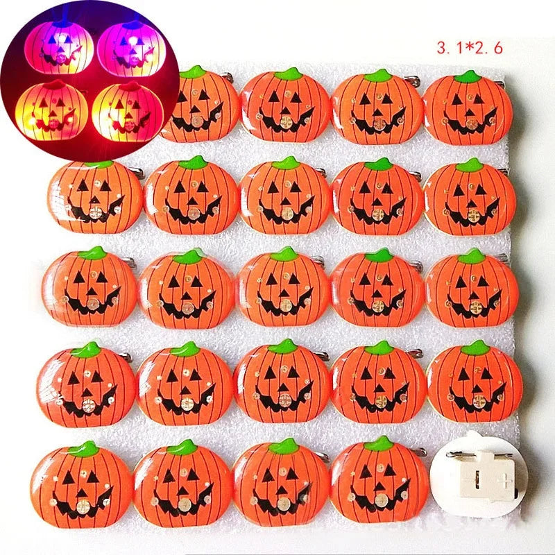 25pcs LED Light Up Badge Glow Blinking Women Kids  Brooch Pins Ghost  Pumpkin Brooches Gift Party    Wedding Festival