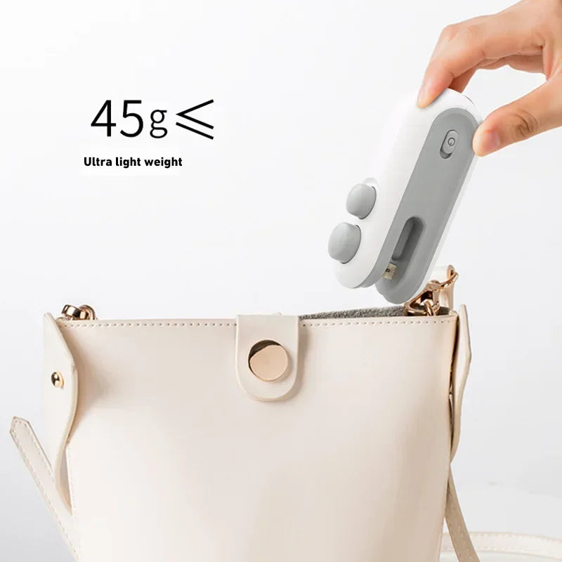 1Pc Mini Heat Bag Sealing Machine Package Sealer Bags Plastic Food Sealer Clip Bag Handheld Sealer Food Packaging Heat Sealer