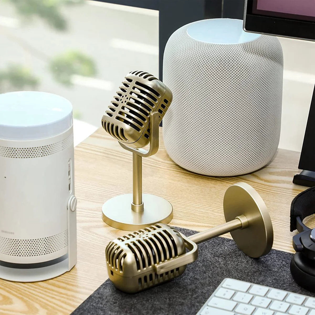 Classic Retro Dynamic Vocal Microphone Vintage Mic Universal Stand for Live Performance Karaoke Studio Recording Gold - Stereotech