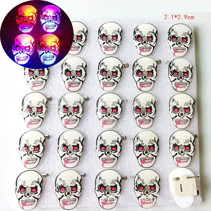 25pcs LED Light Up Badge Glow Blinking Women Kids  Brooch Pins Ghost  Pumpkin Brooches Gift Party    Wedding Festival