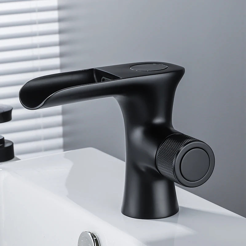 LED Digital Basin Faucet Black Bath Basin Mixer Brass Temperature Display Faucet Smart Tap Sink Faucet For Bathroom A186