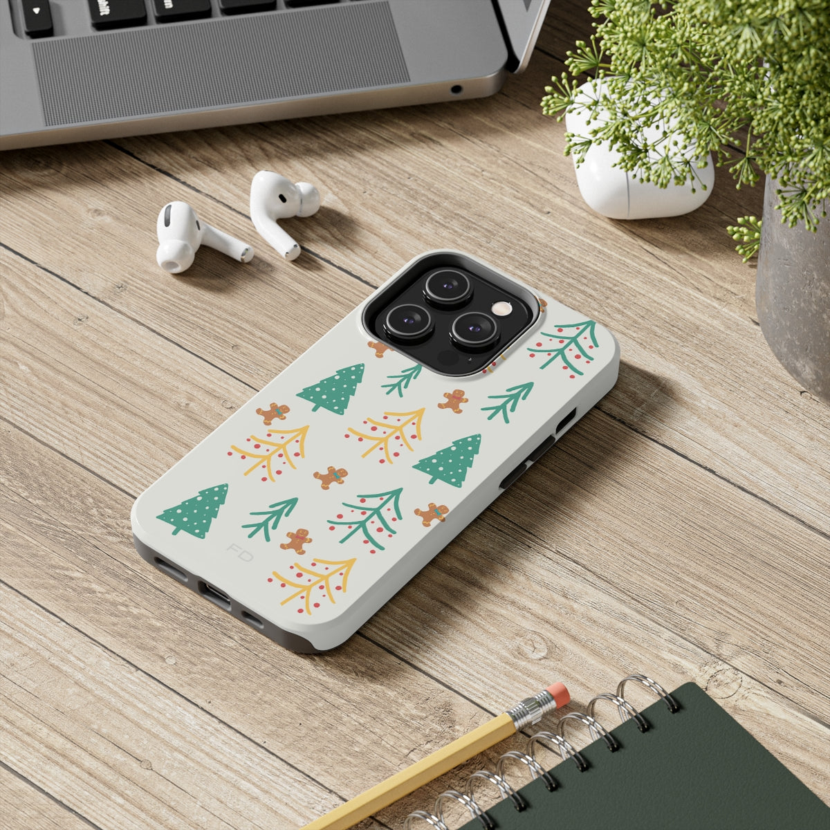 Christmas Tree&#39;s Tough Case for iPhone with Wireless Charging