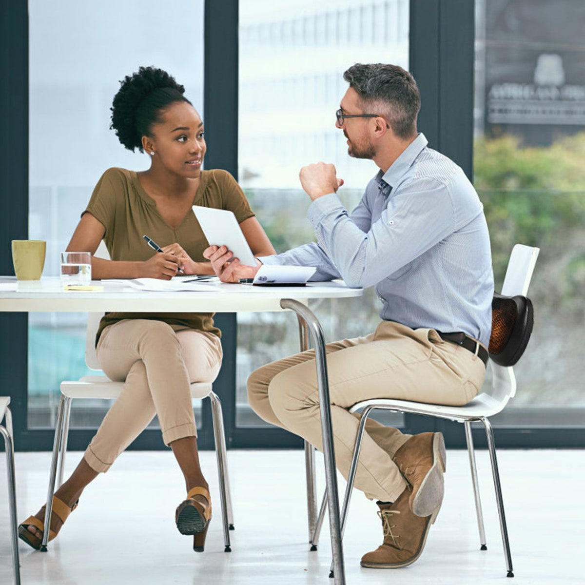 Back Neck Massage Pillow Kneading Massager In-Car Thermotherapy - Stereotech